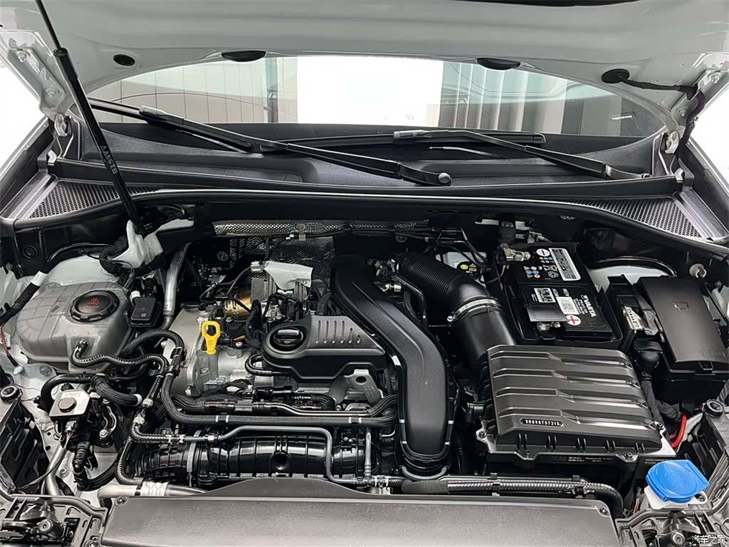 Audi Q3, 2024 8