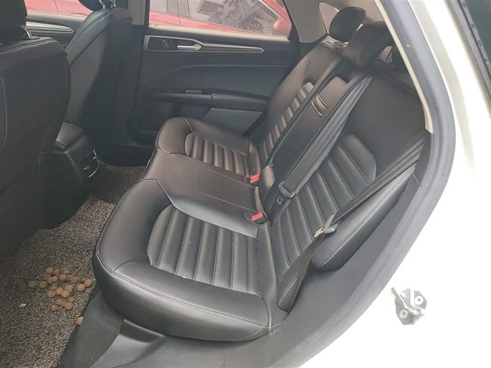 Ford Mondeo Ford Mondeo