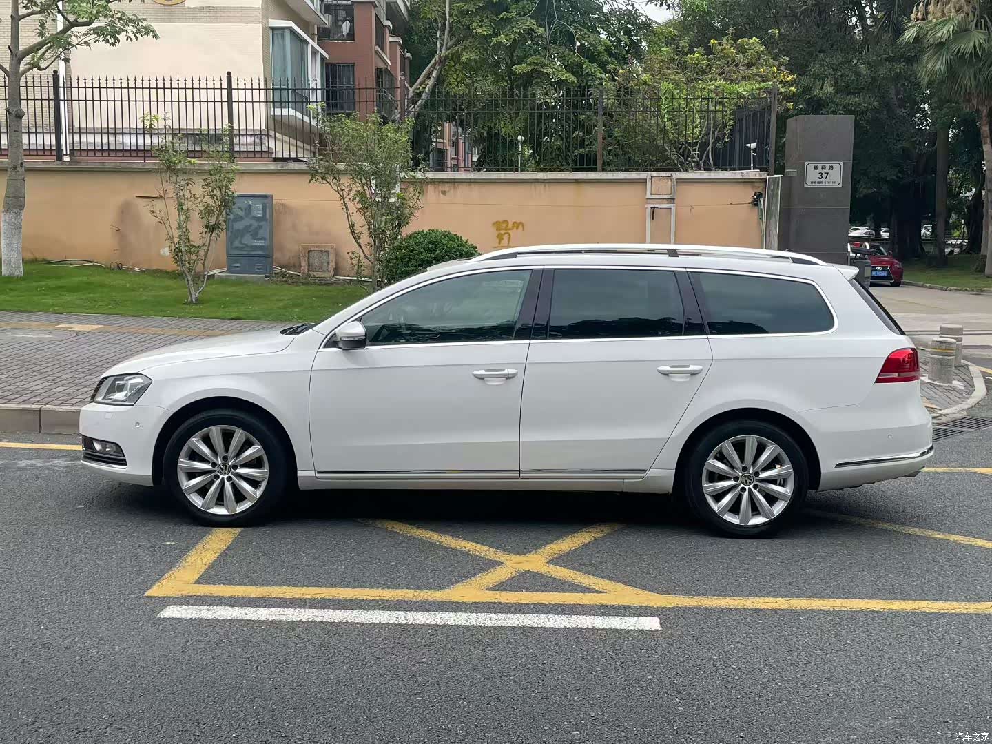 Volkswagen Magotan, 2015 8