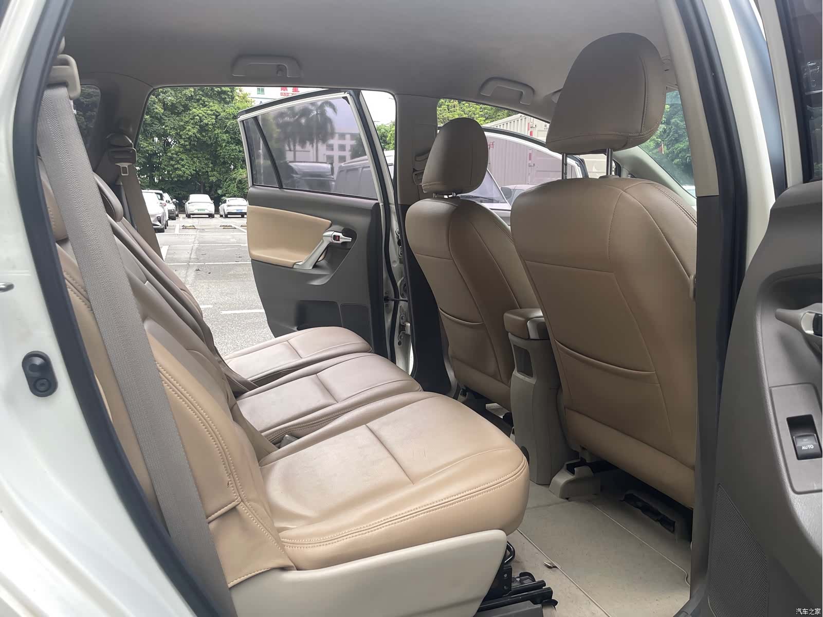 Toyota 180E, 2016 11