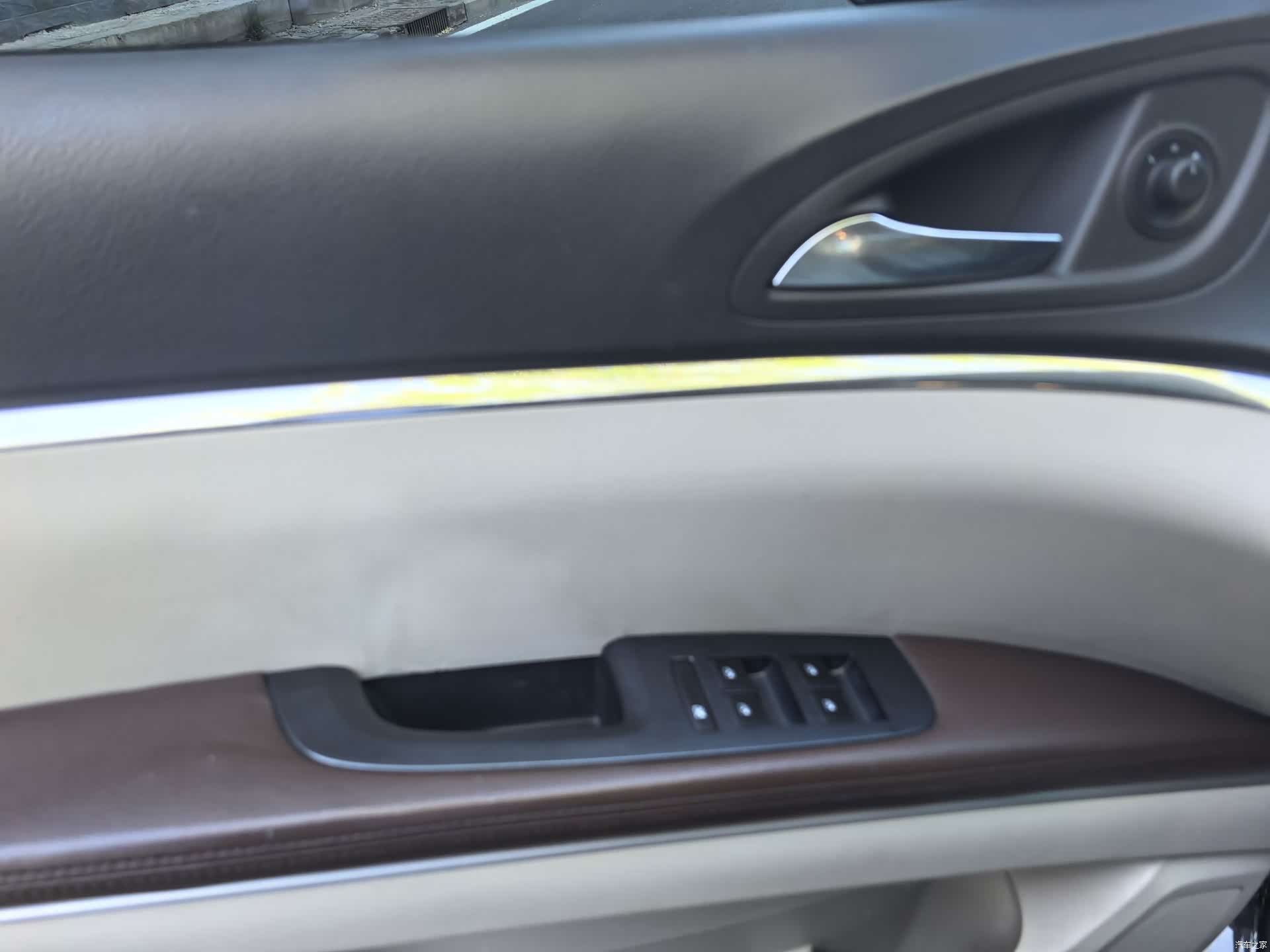 Buick GL8, 2020 9