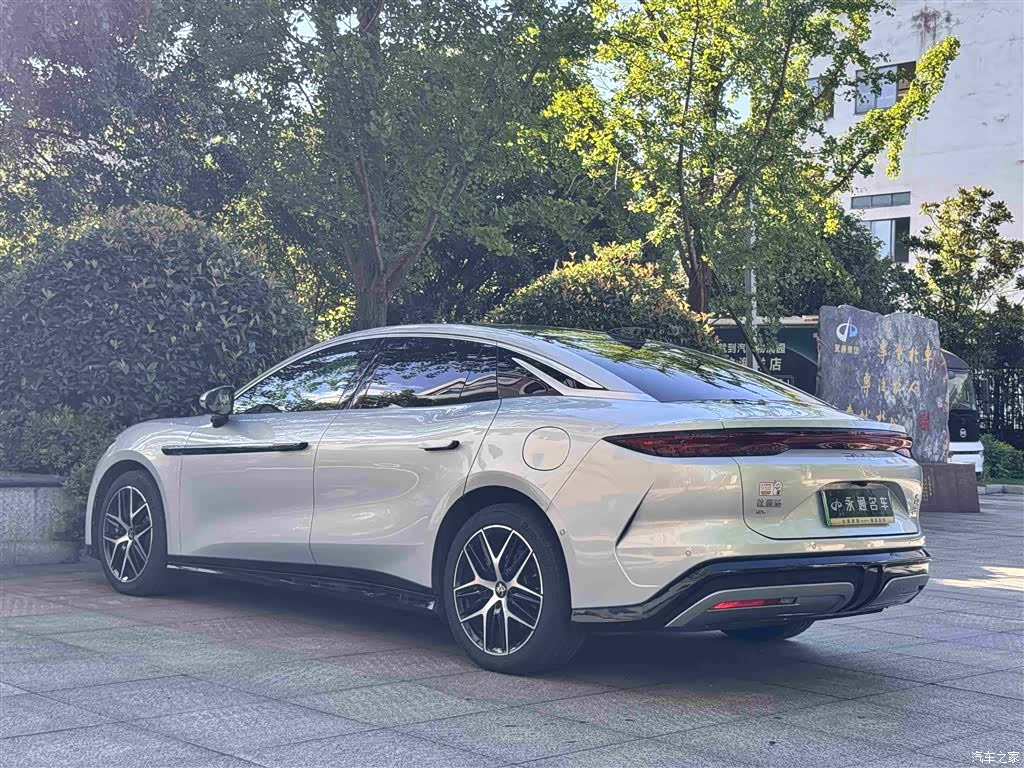 BYD Han, 2025 12