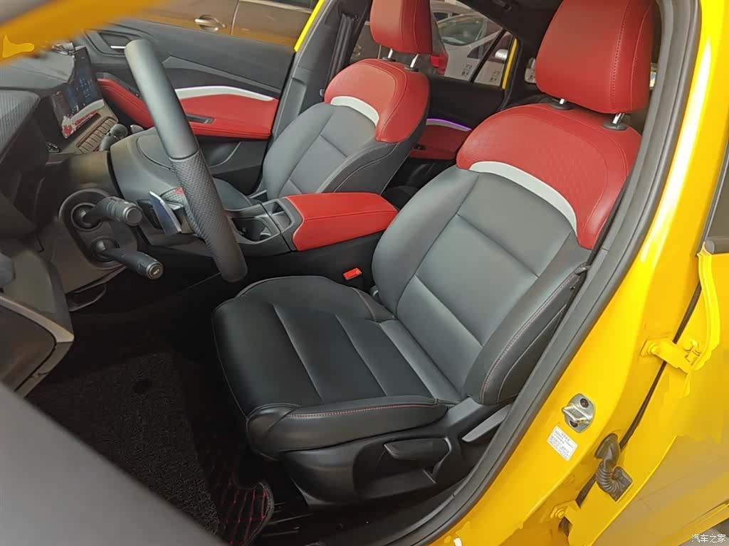 MG MG5, 2022 15