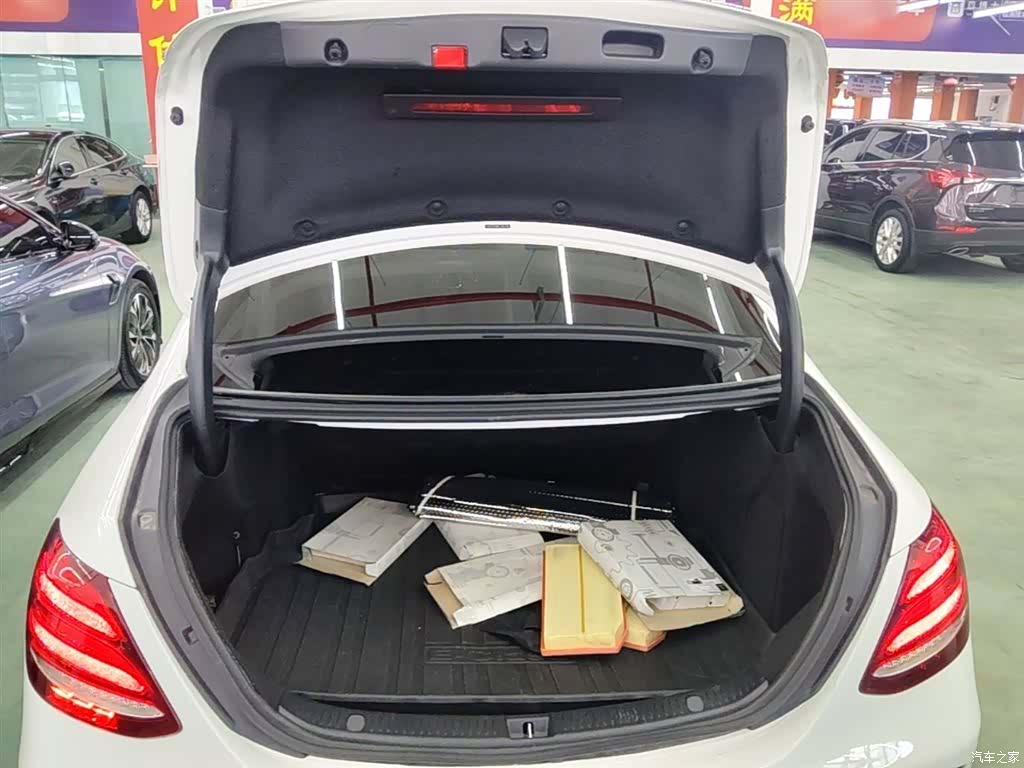 Mercedes-Benz E-Class, 2020 19