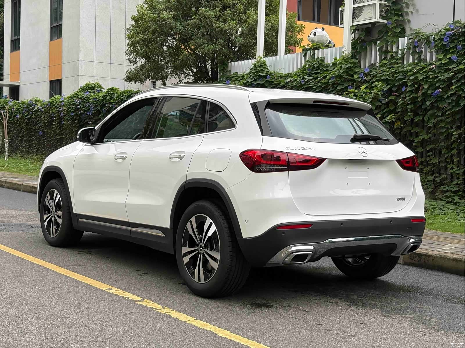 Mercedes-Benz GLA, 2022 6