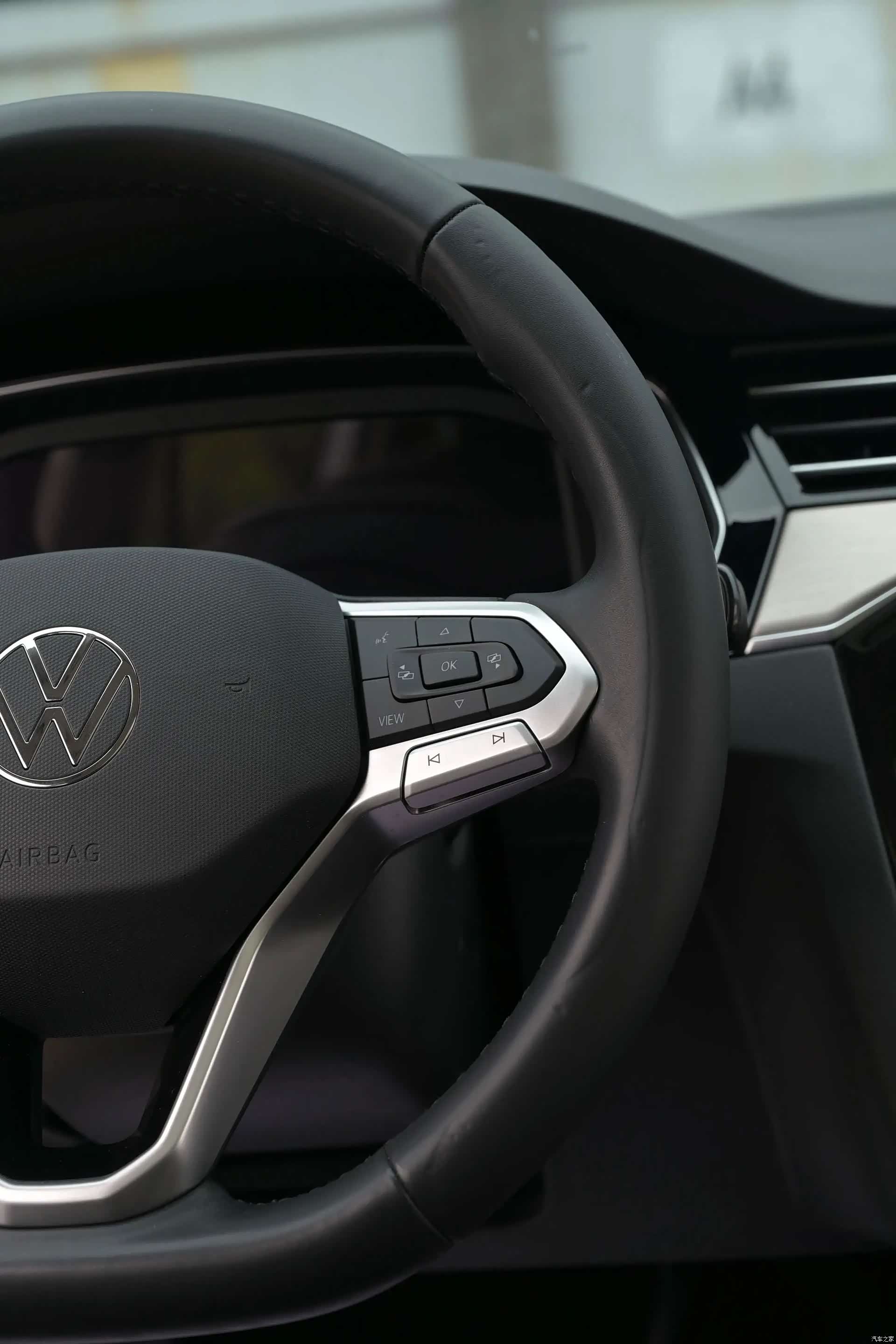 Volkswagen Variant, 2023 15