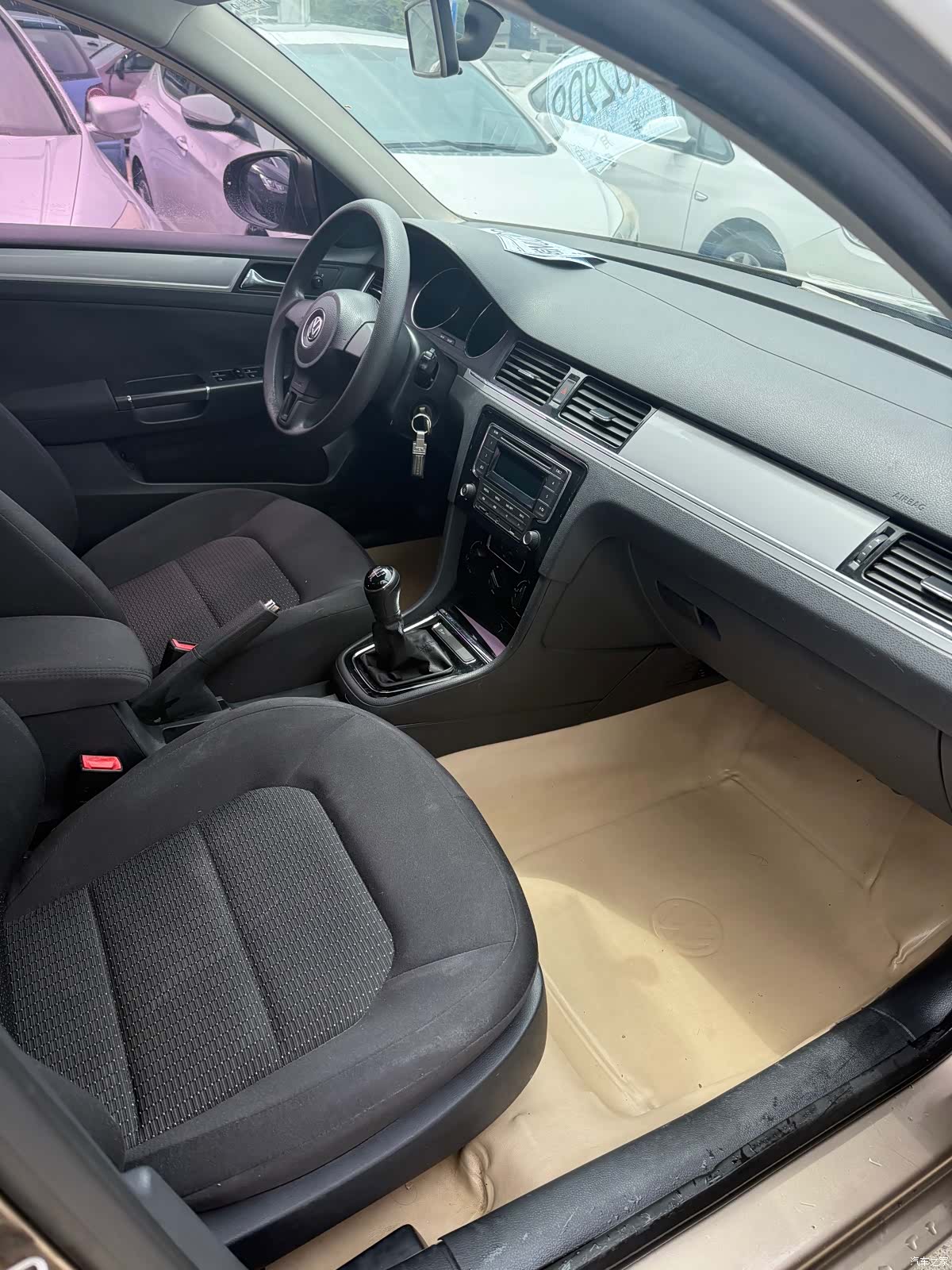 Volkswagen Bora, 2013 все фото