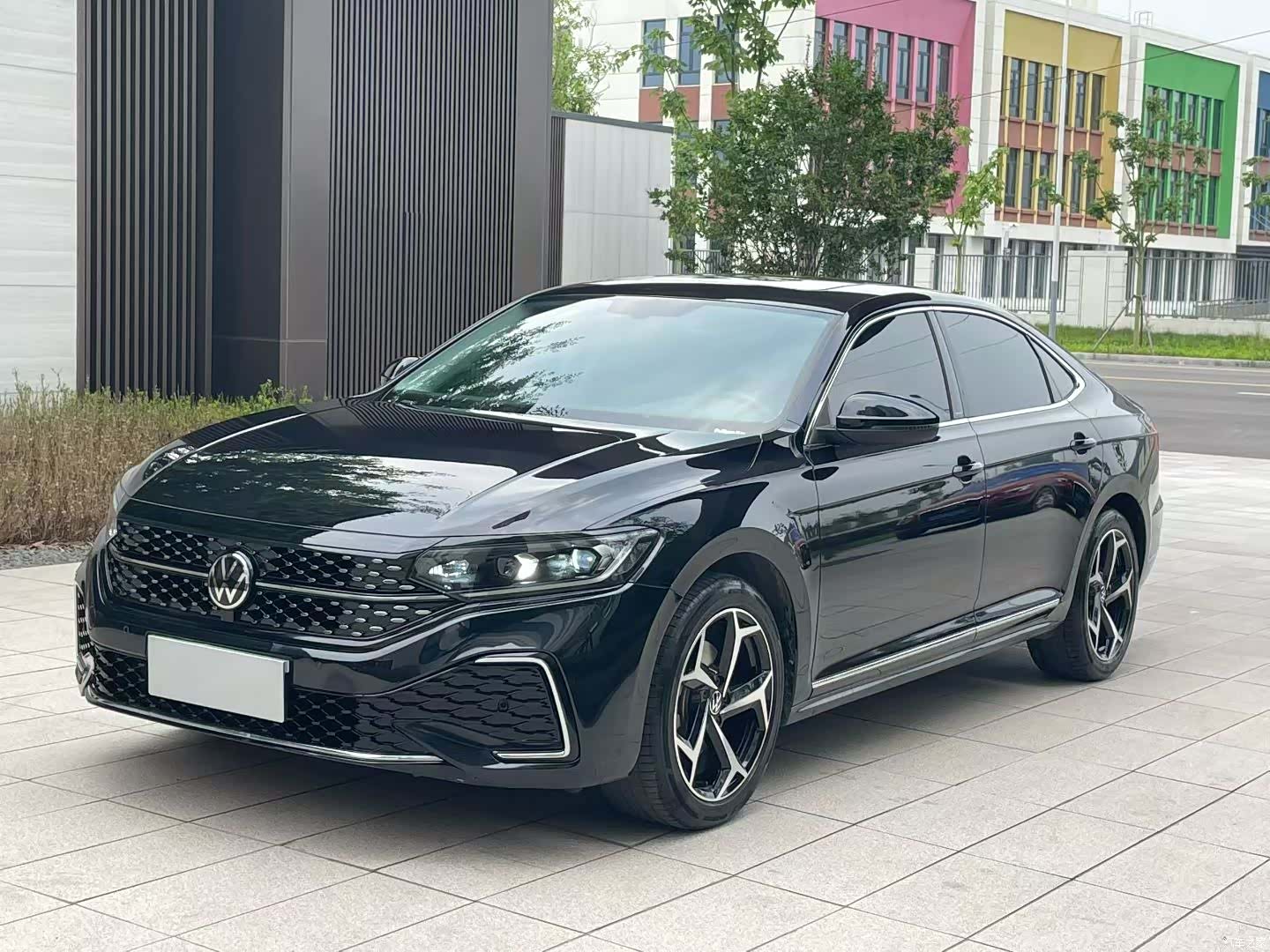 Volkswagen Passat, 2025 1