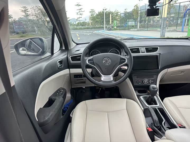 Aeolus L60 2015 1.8L МКПП xin xiang xing