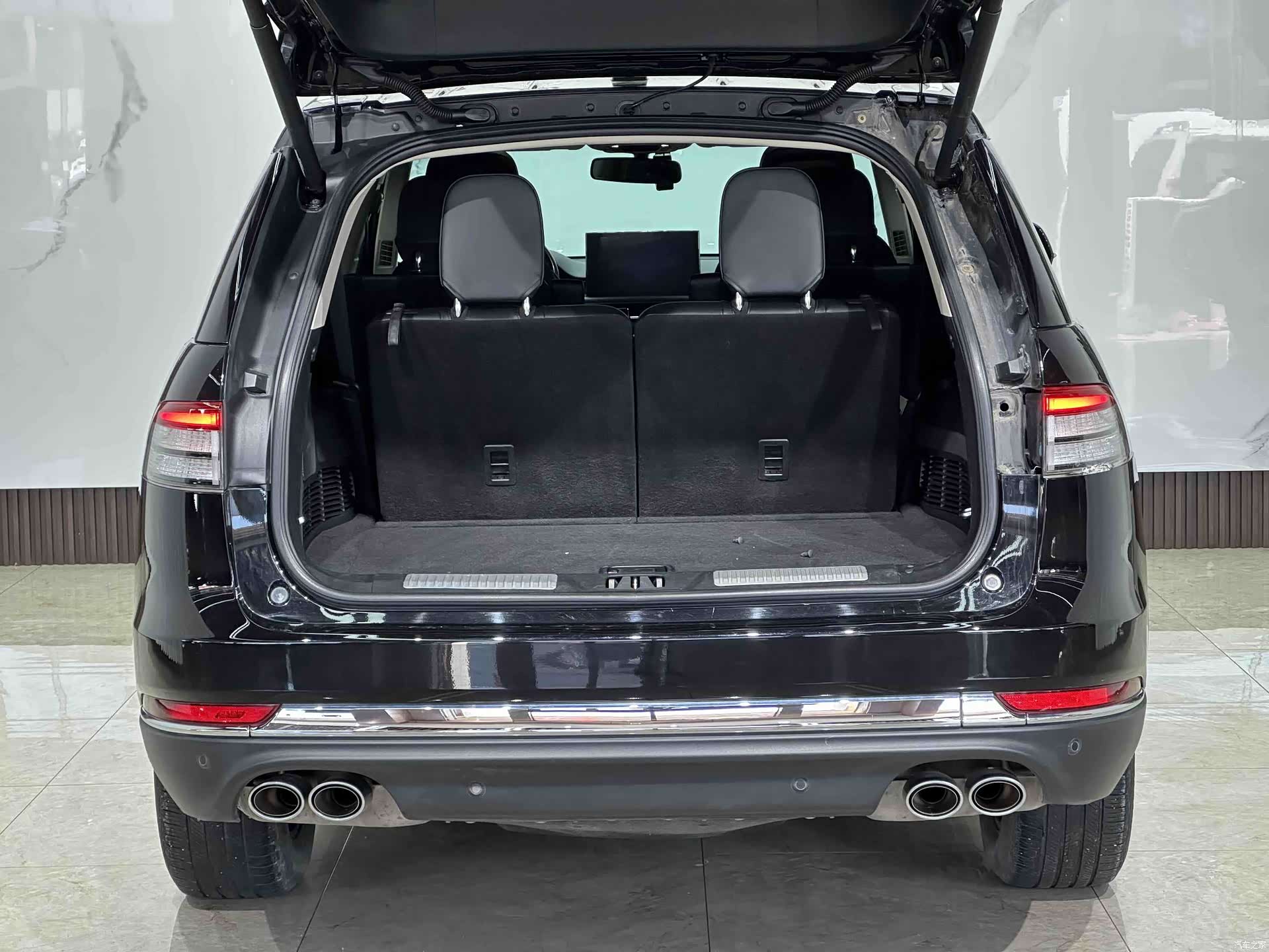 Lincoln Aviator, 2020 7