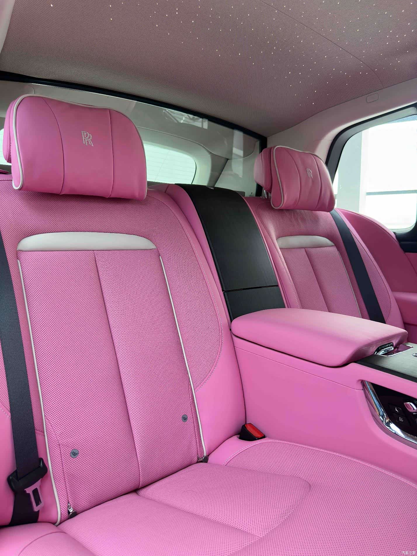 Rolls-Royce Cullinan, 2023 33