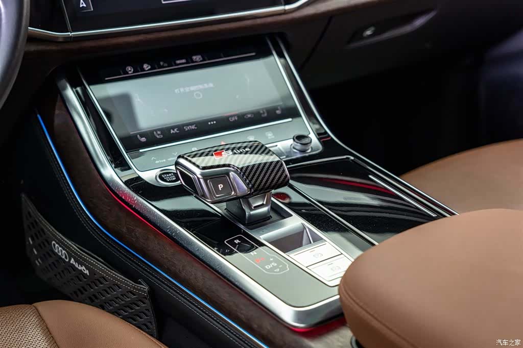 Audi Q7, 2023 14