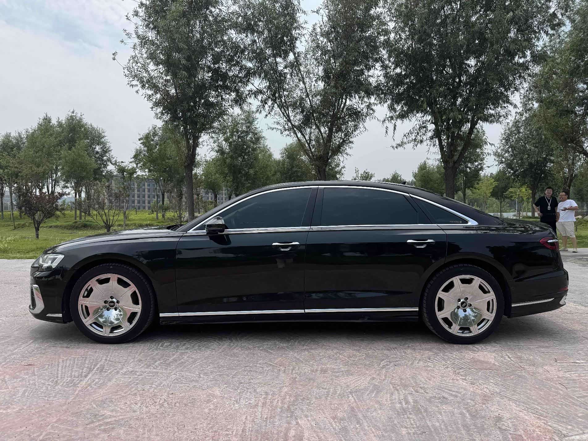 Audi A8L, 2022 11
