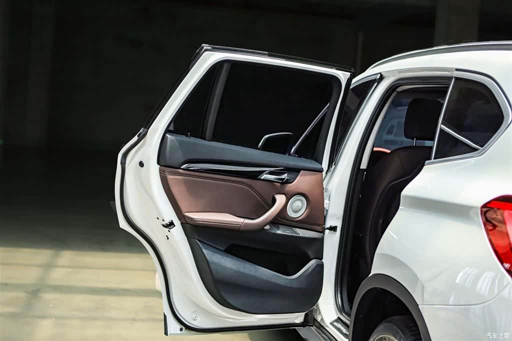 BMW X1, 2022 11