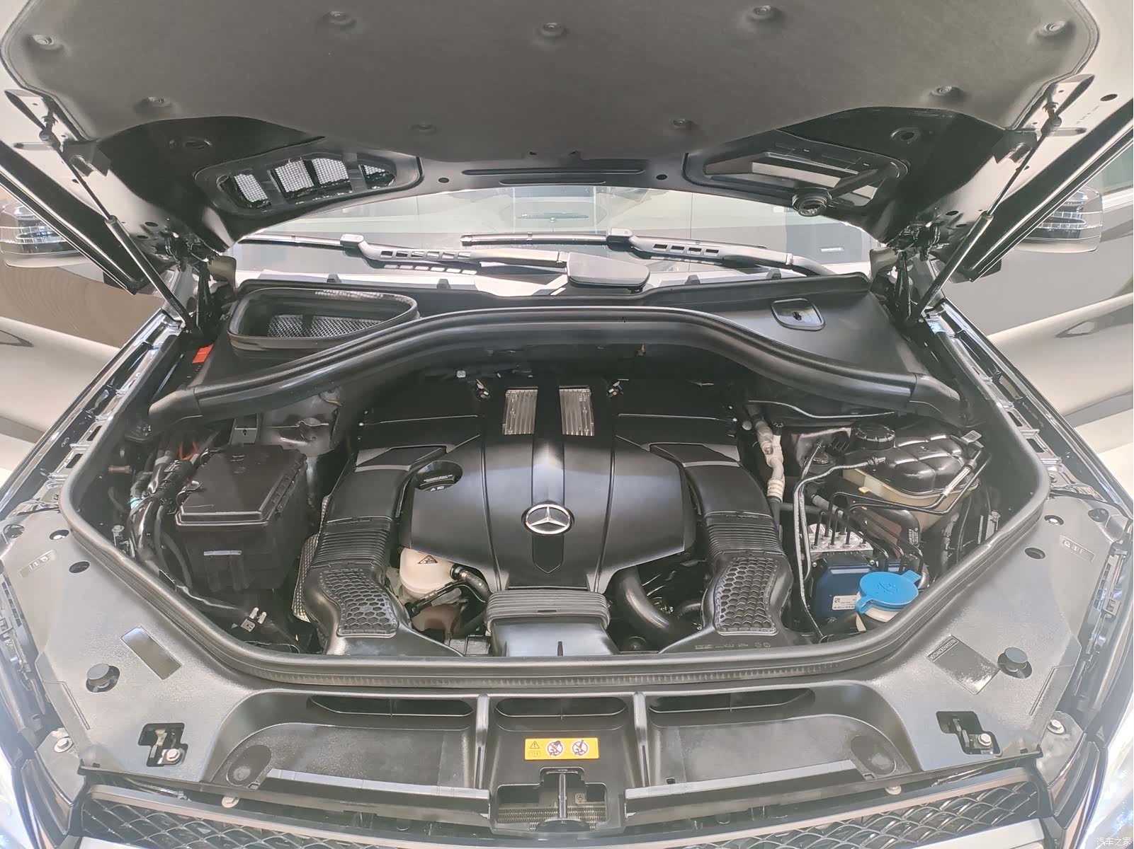 Mercedes-Benz GLE, 2017 14
