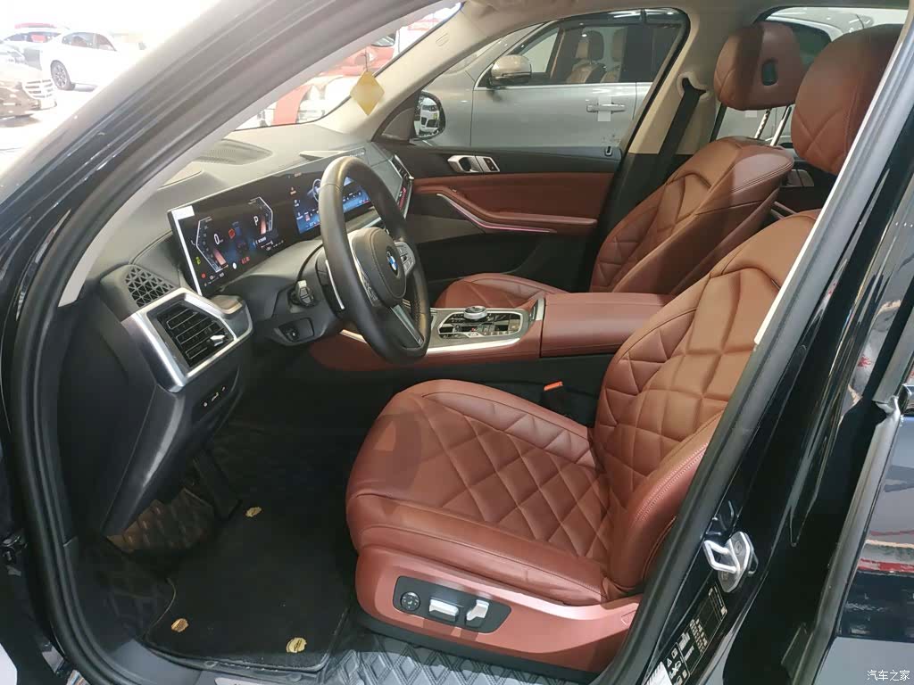 BMW X5, 2025 15