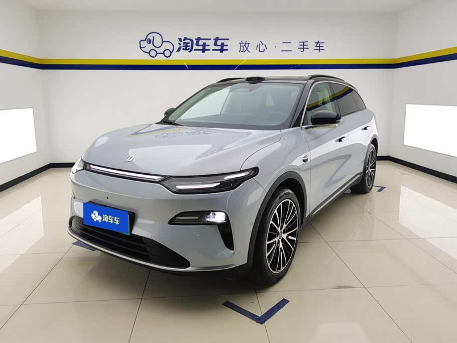 Leapmotor C11