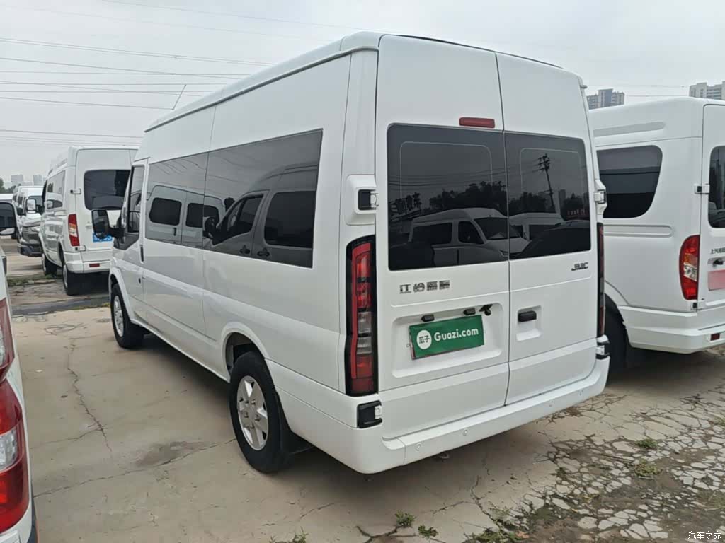 JMC 9, 2025 все фото
