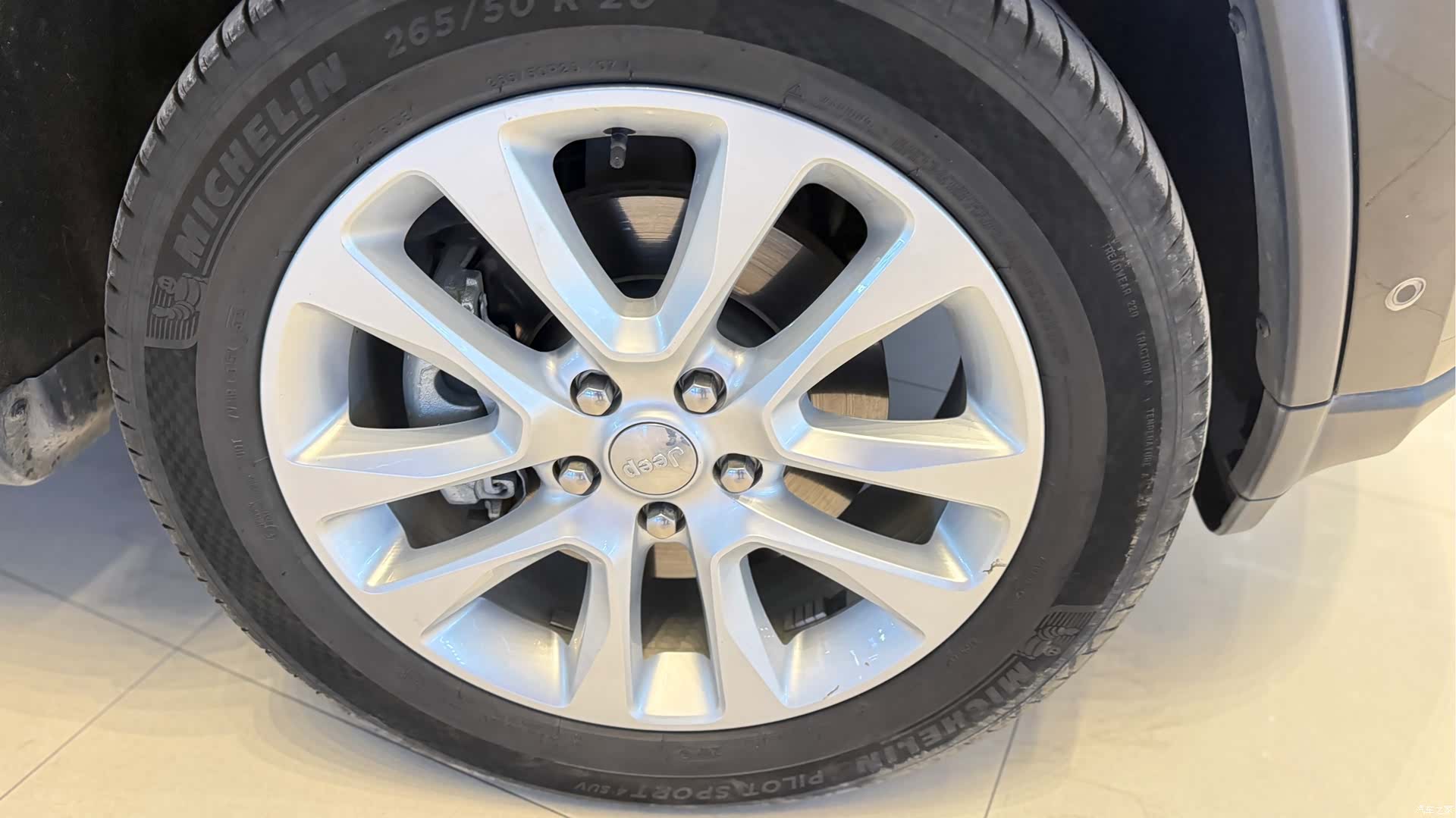 Jeep Grand Cherokee, 2019 10