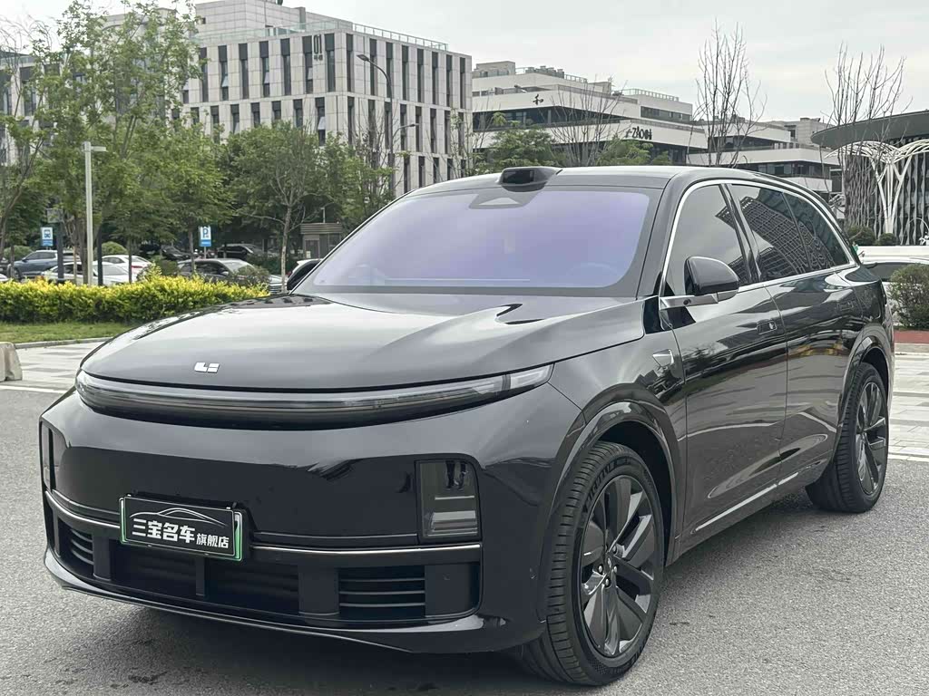 Li Auto L7