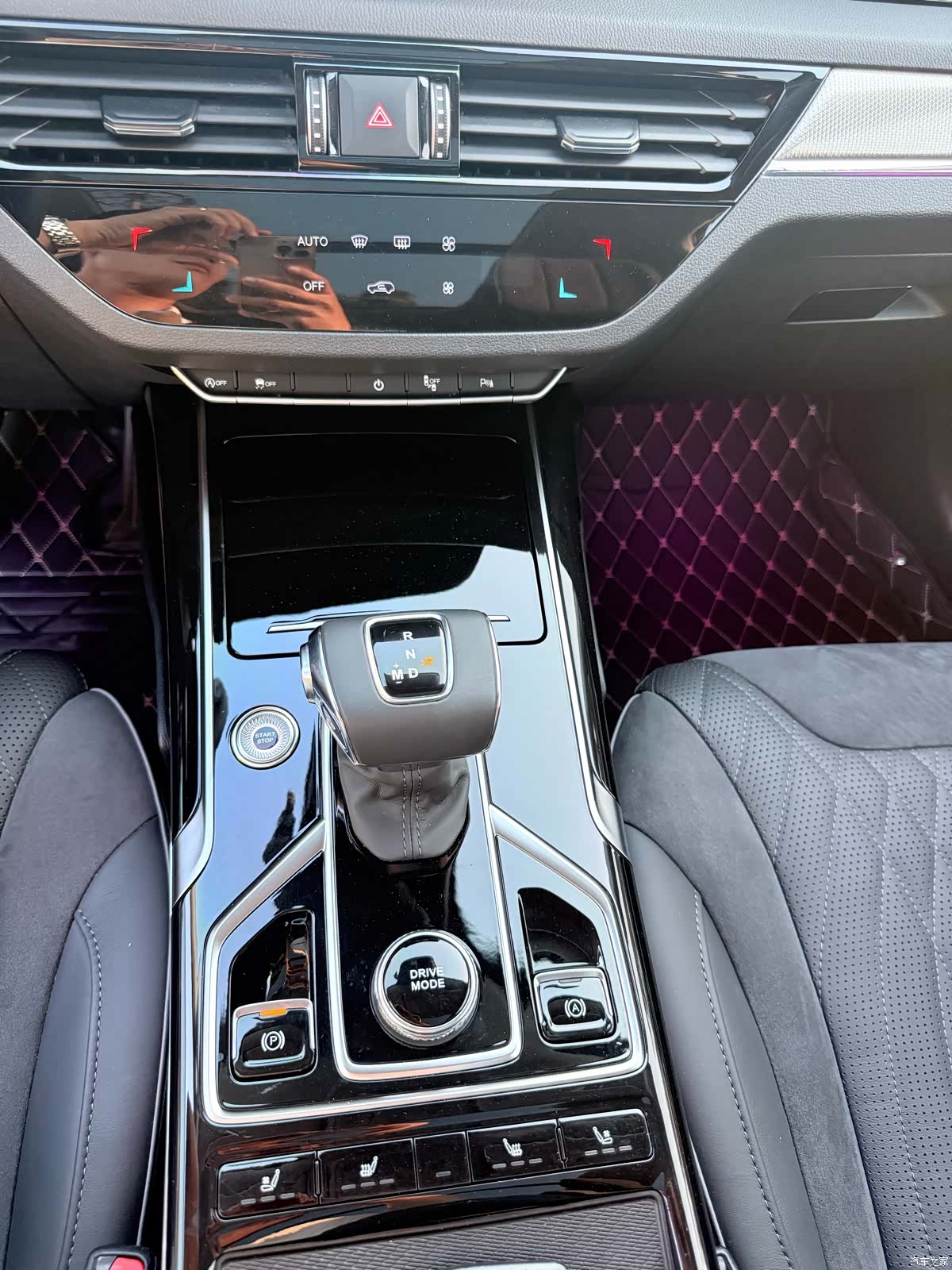 Hongqi HS5, 2022 17