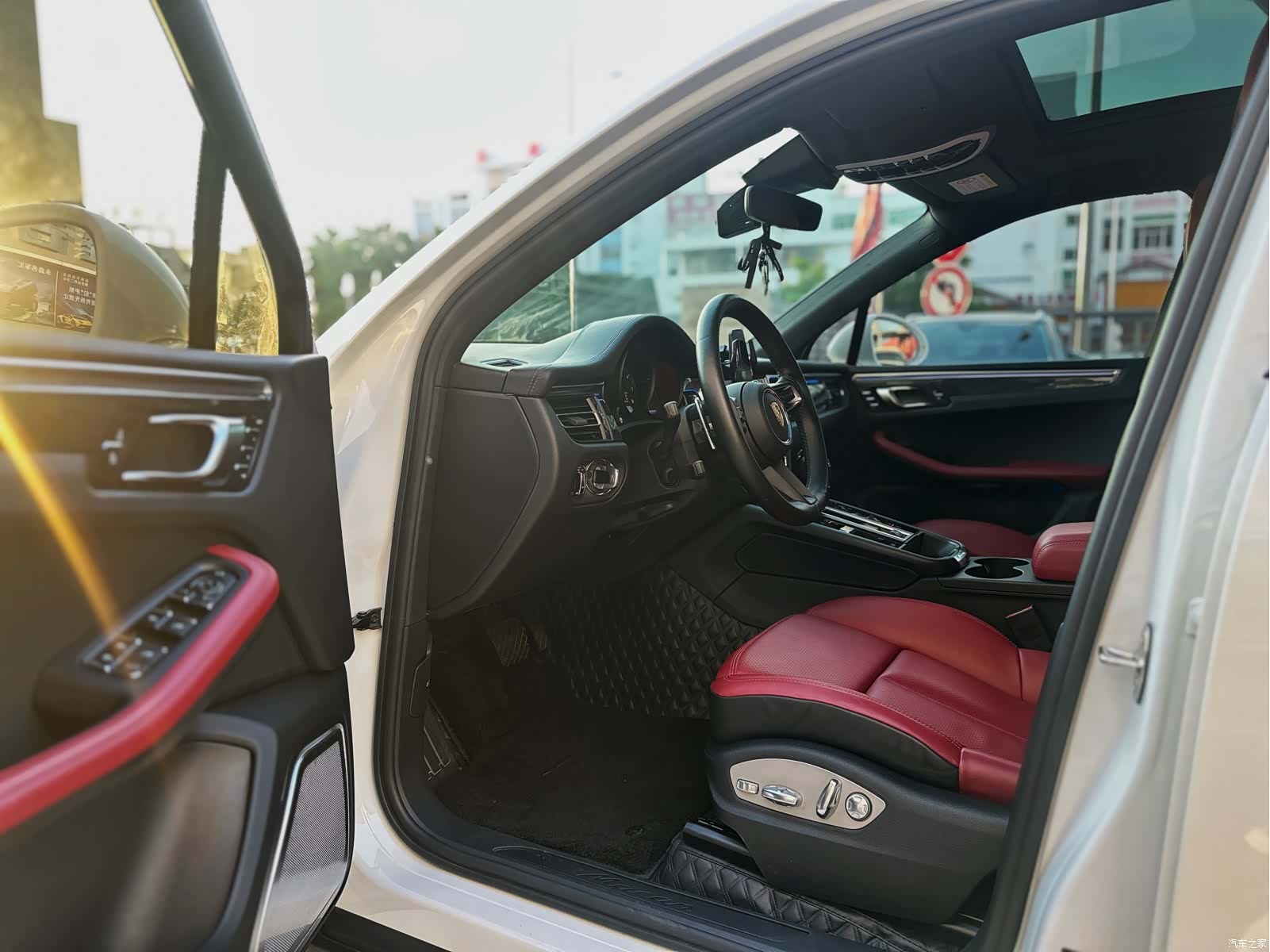 Porsche Macan, 2023 7