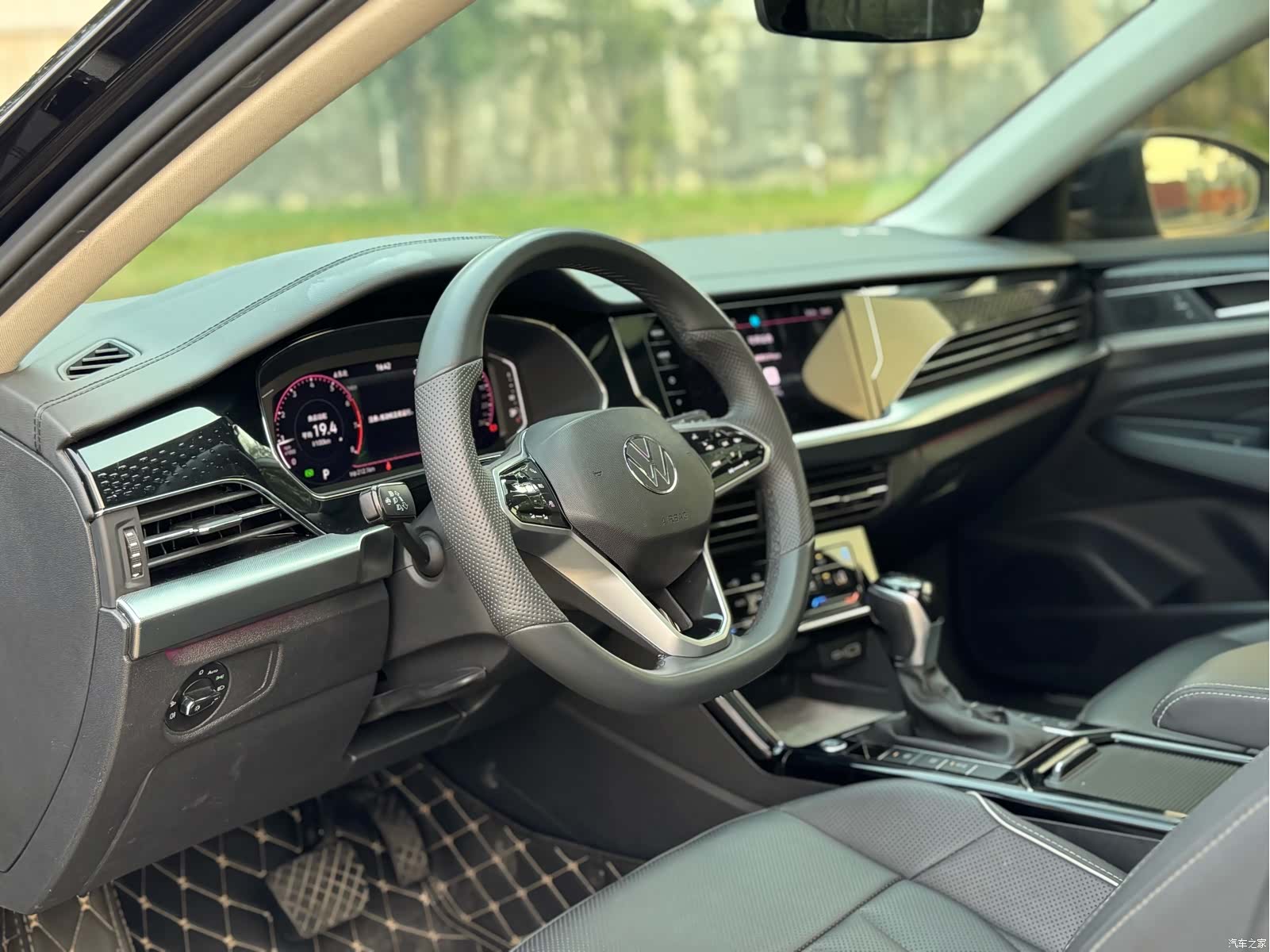 Volkswagen Passat, 2024 9