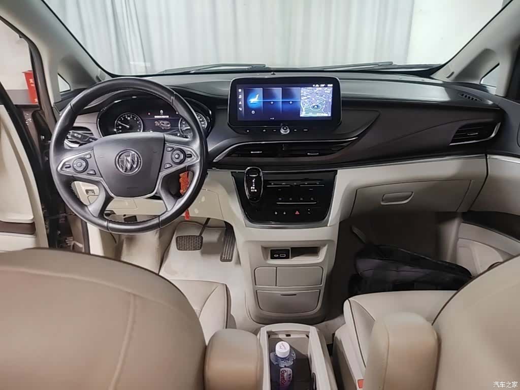 Buick GL8, 2022 10