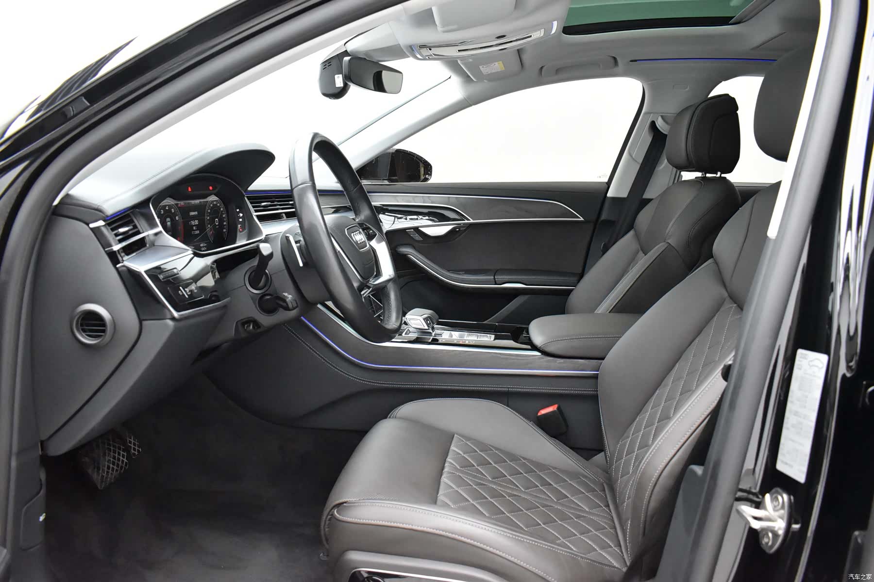 Audi A8L, 2024 все фото