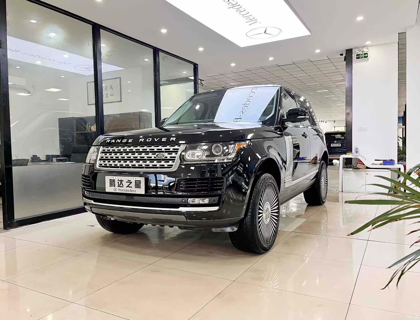 Land Rover Range Rover, 2015 3