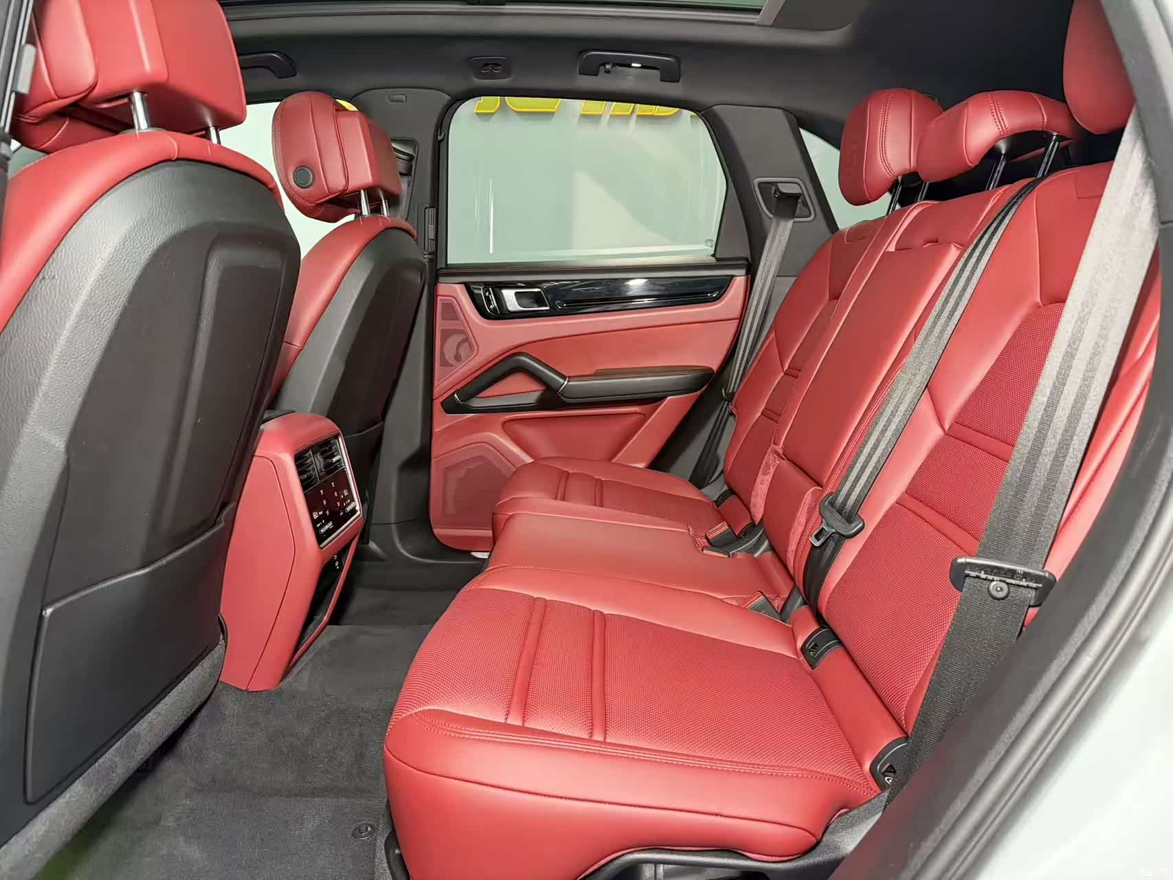 Porsche Cayenne, 2020 12