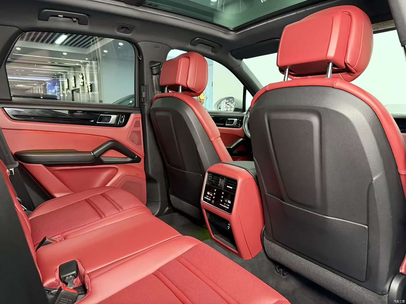 Porsche Cayenne, 2020 13