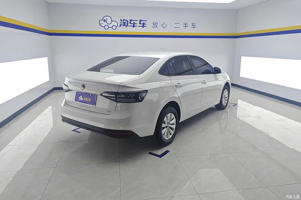 Volkswagen Lavida, 2025 3