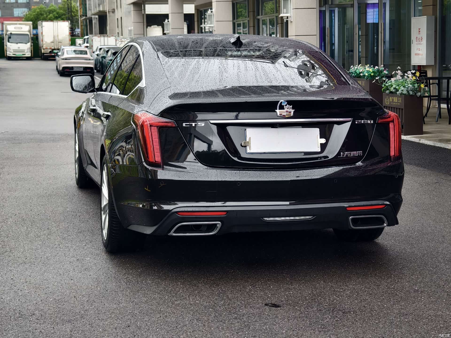 Cadillac CT5, 2023 все фото