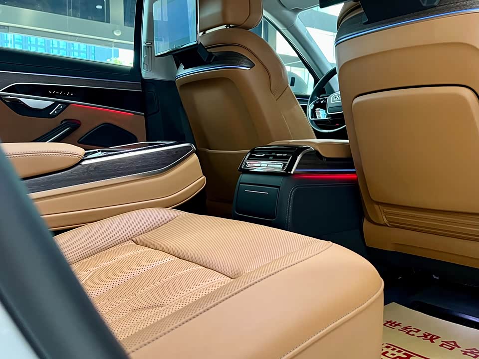 Audi A8 Audi A8