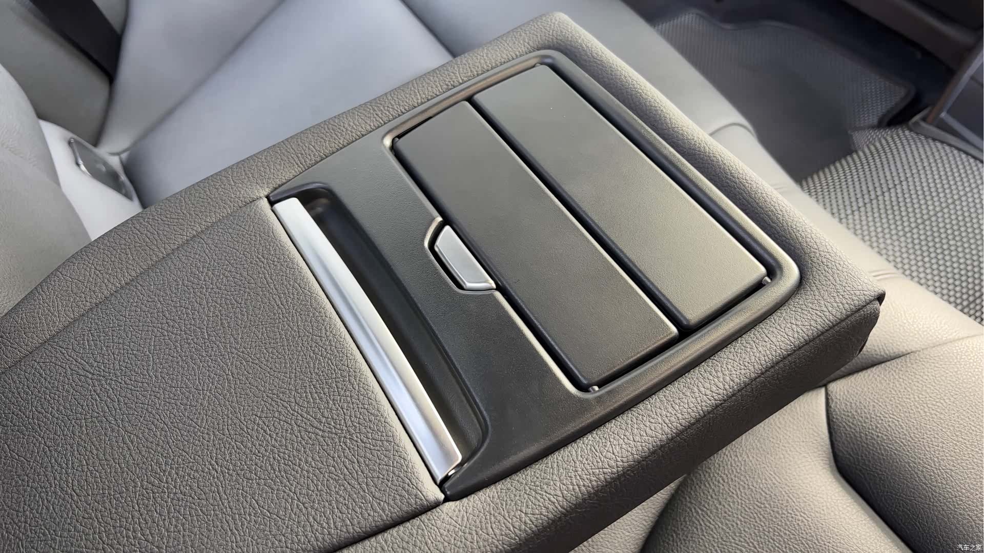 BMW 3 Series, 2017 18