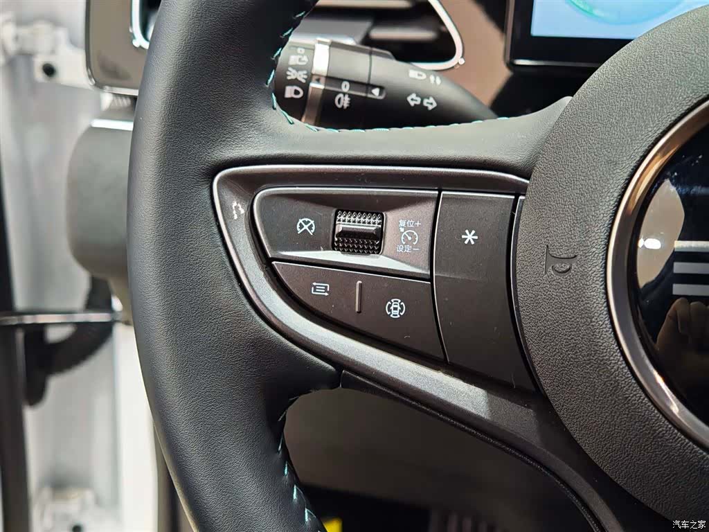 BYD Seal, 2025 17