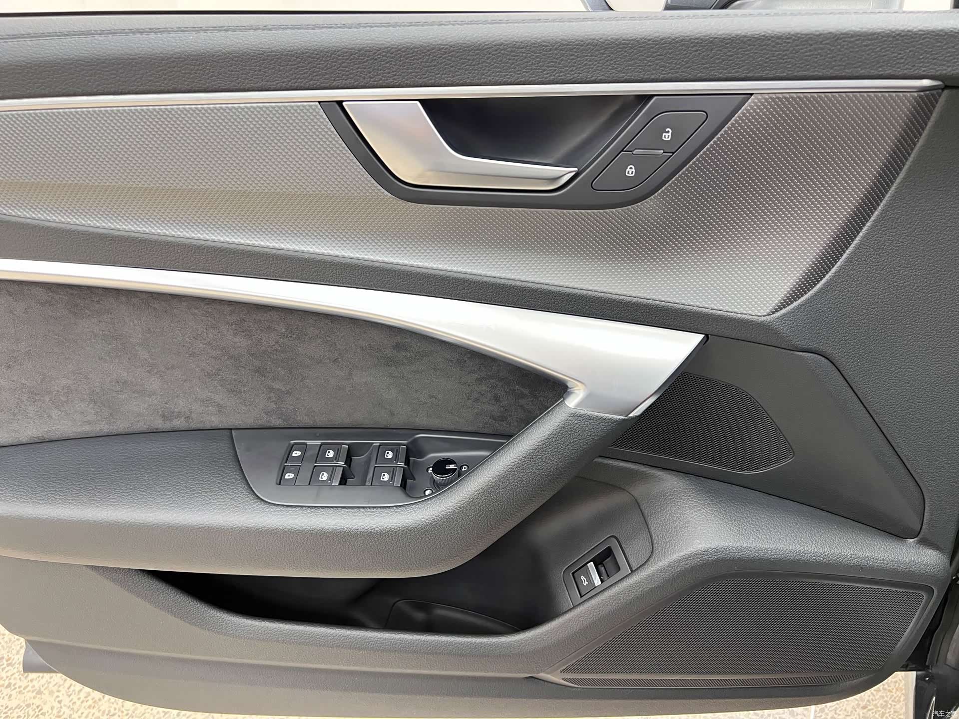 Audi A6L, 2019 22