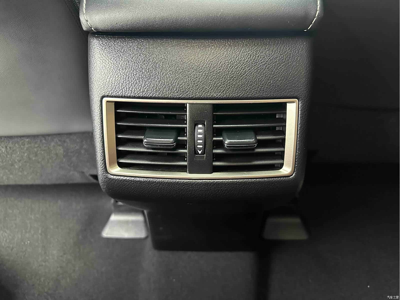 Lexus NX, 2021 13