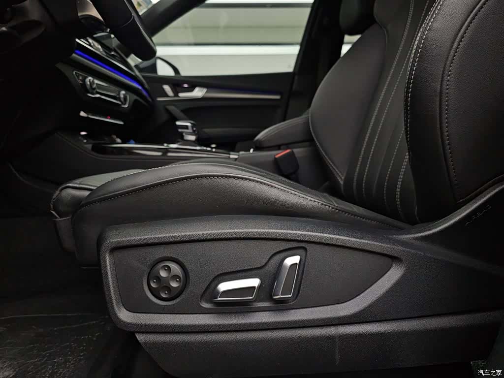 Audi Q5L, 2024 8