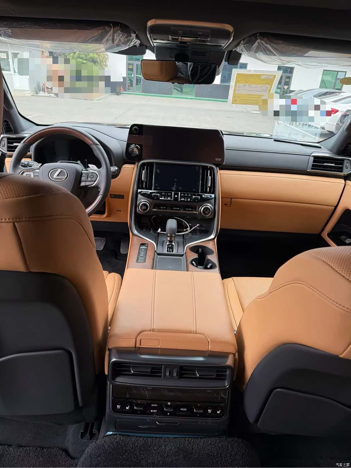 Lexus LX, 2026 4