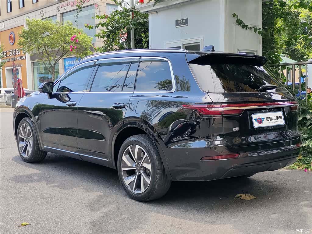 Li Auto ONE, 2022 4