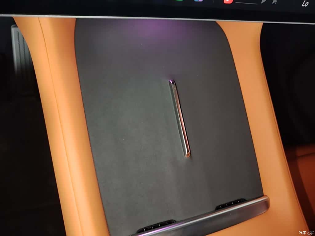 Xiaomi YU7, 2025 17