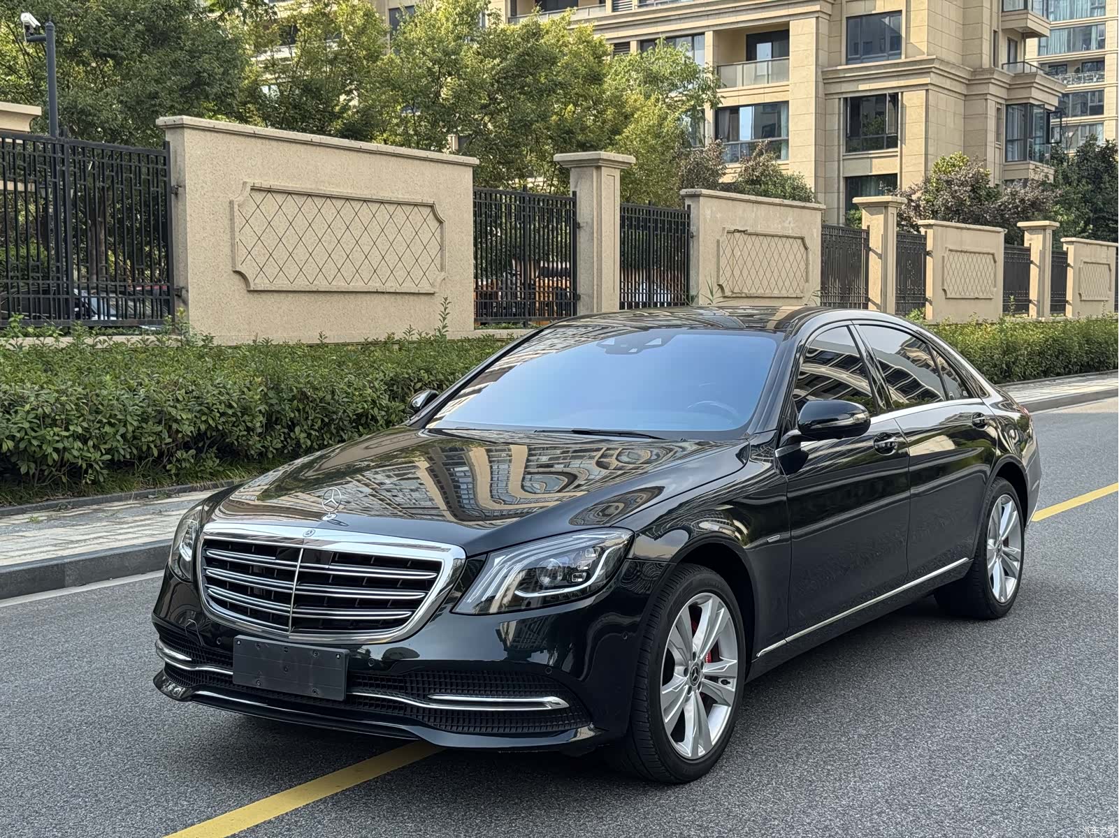 Mercedes-Benz S-Class, 2020 1