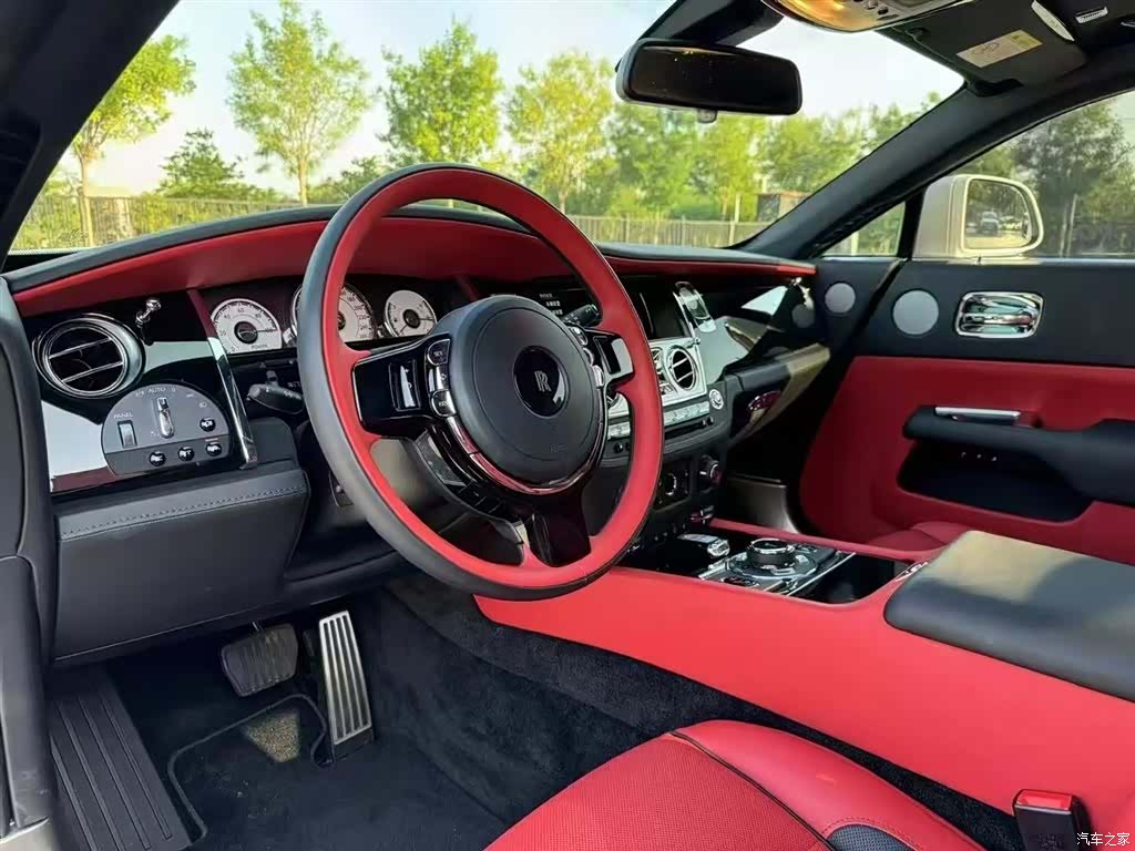 Rolls-Royce Wraith, 2020 4
