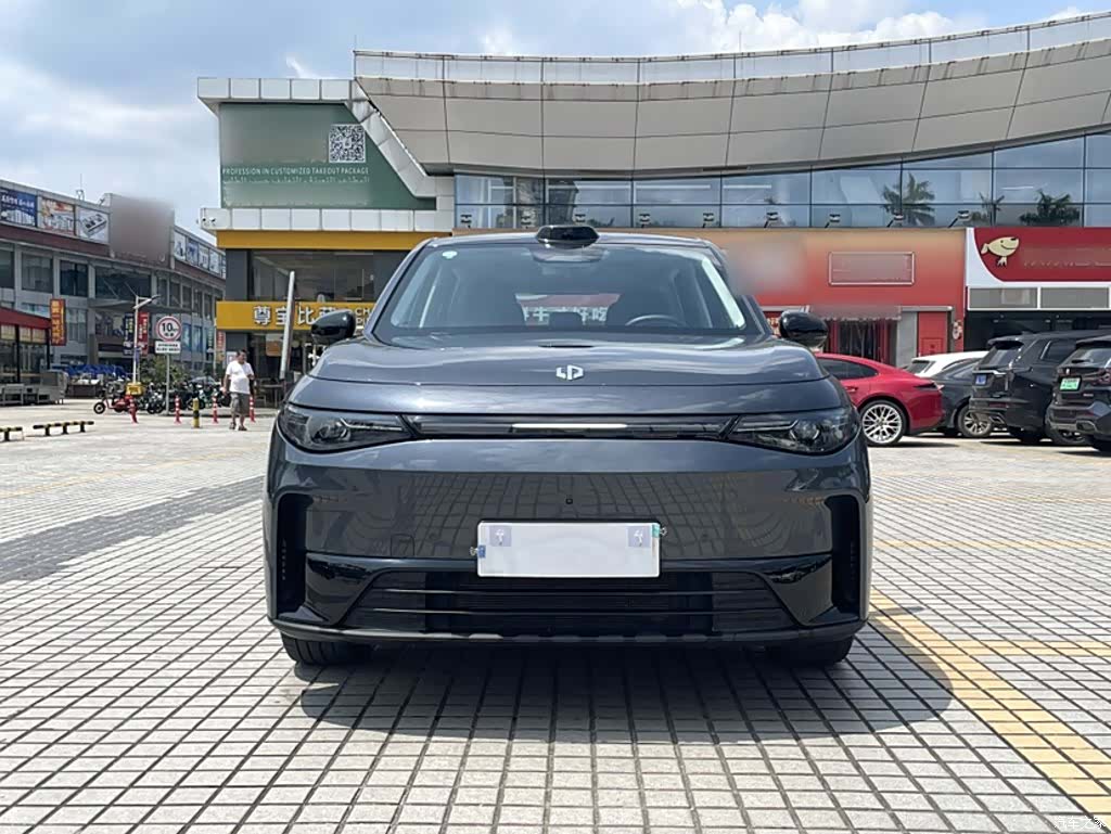 Leapmotor C10, 2024 7