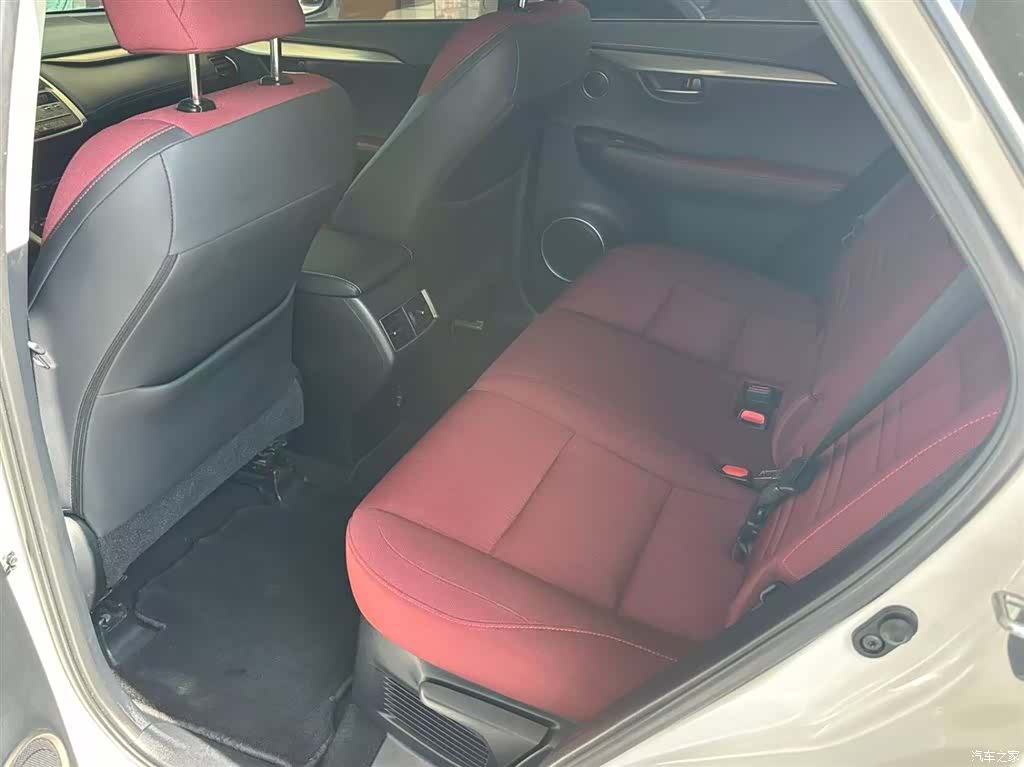 Lexus NX, 2019 8