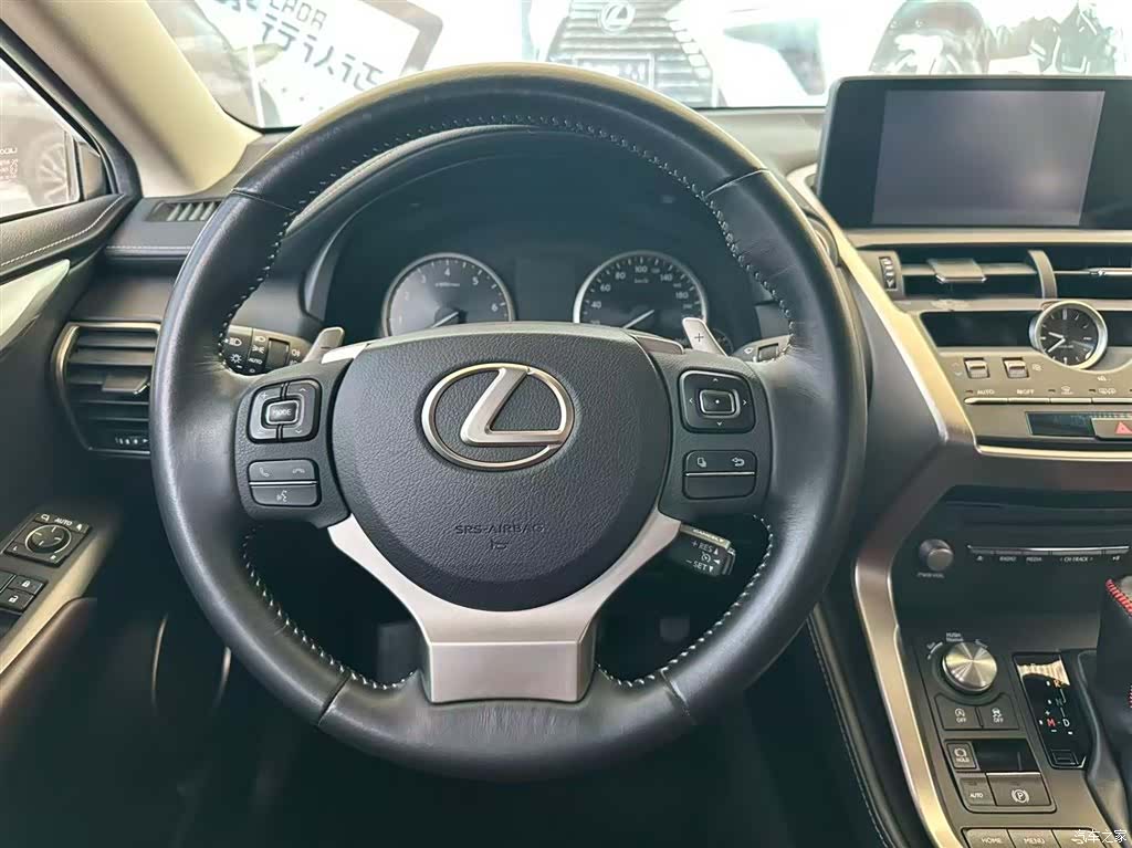 Lexus NX, 2019 4