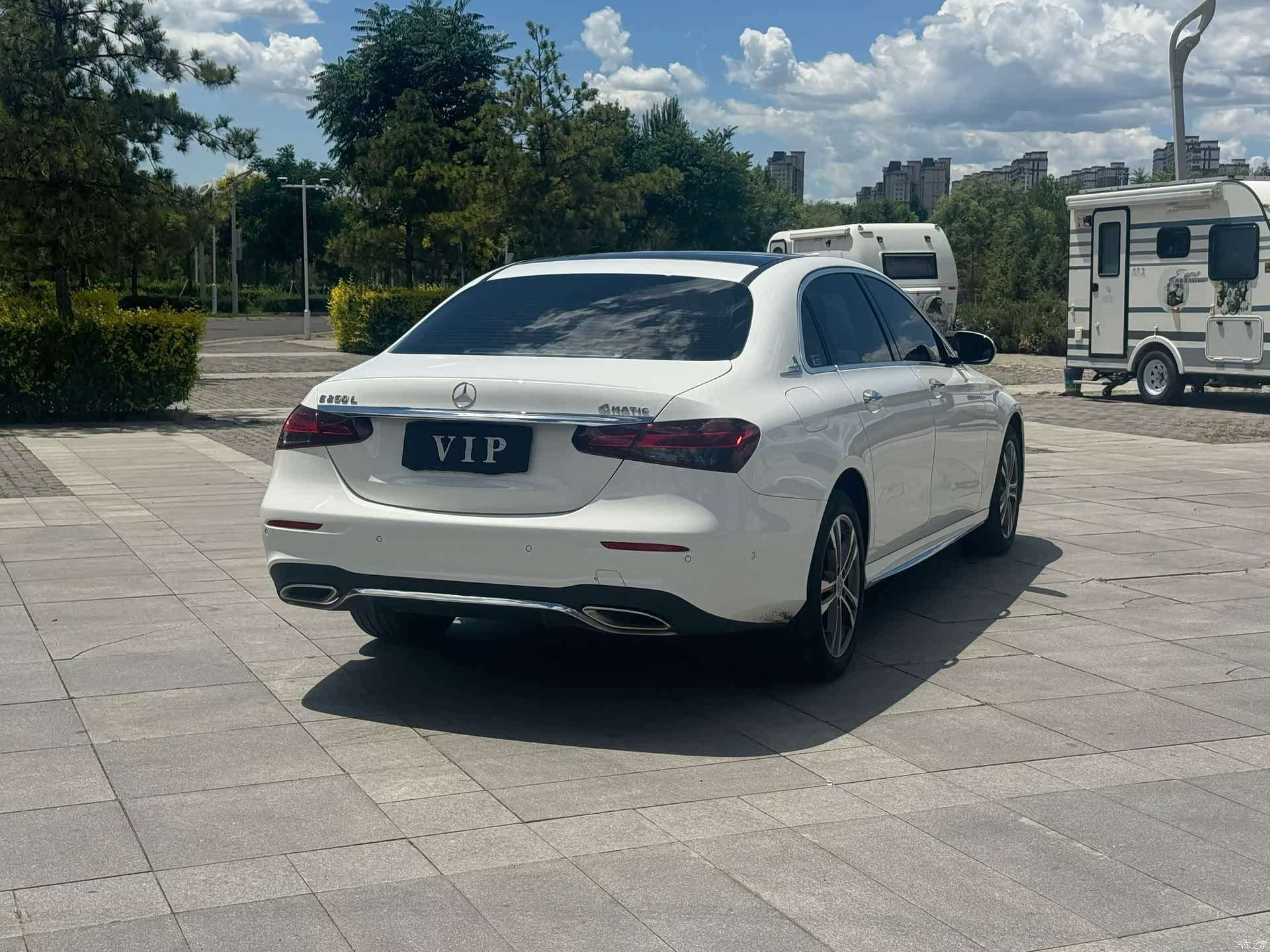 Mercedes-Benz E-Class, 2021 4