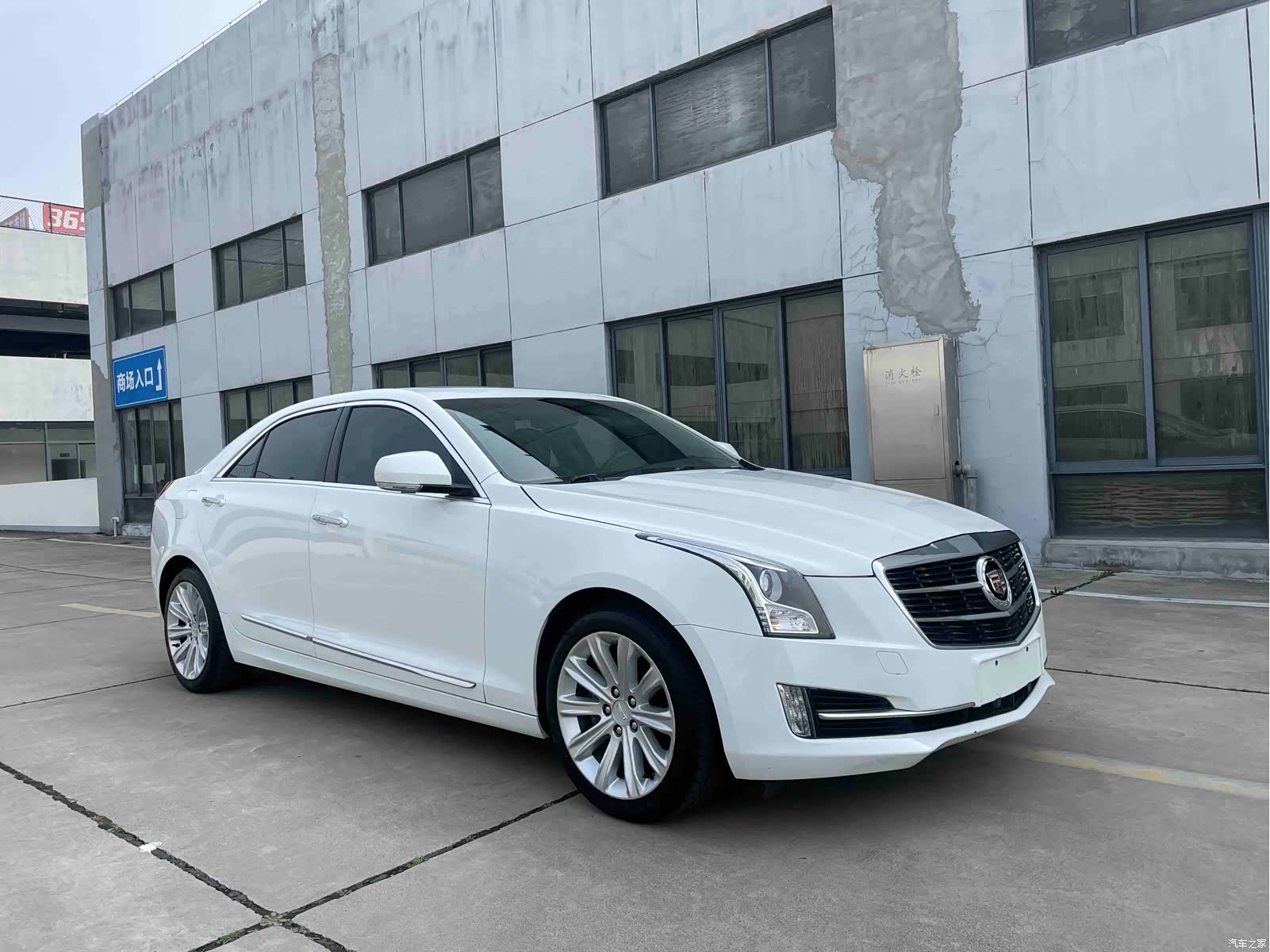 Cadillac ATS-L, 2015 3
